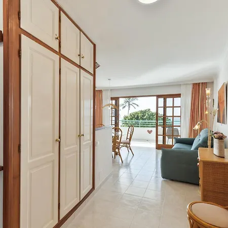 Appartement Playa Delphin 106 *